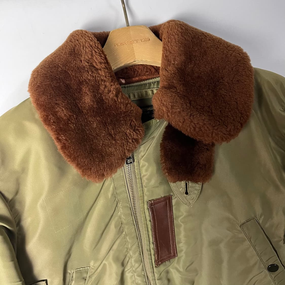 [Buzz Rickson's] 버즈릭슨 B-15B 플라이트 자켓 상품이미지3