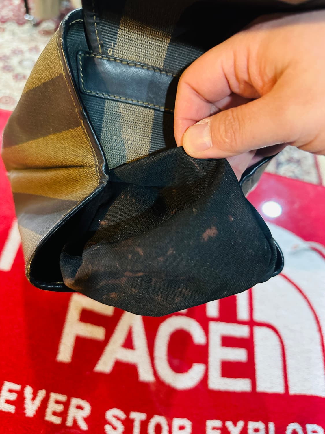 펜디 FF로고 페귄 슬링백 상품이미지10