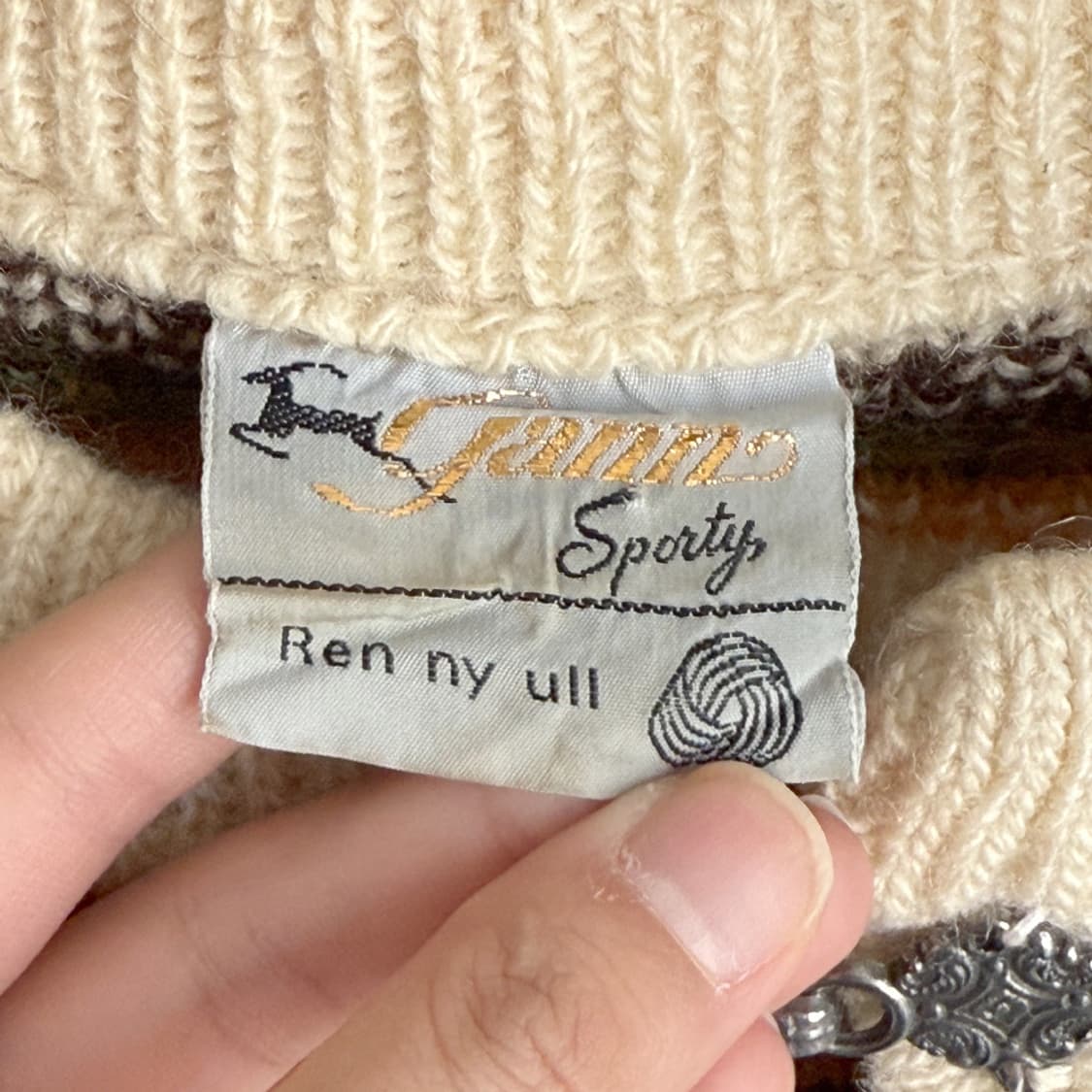 Norwegian Olive Wool Cardigan 상품이미지5