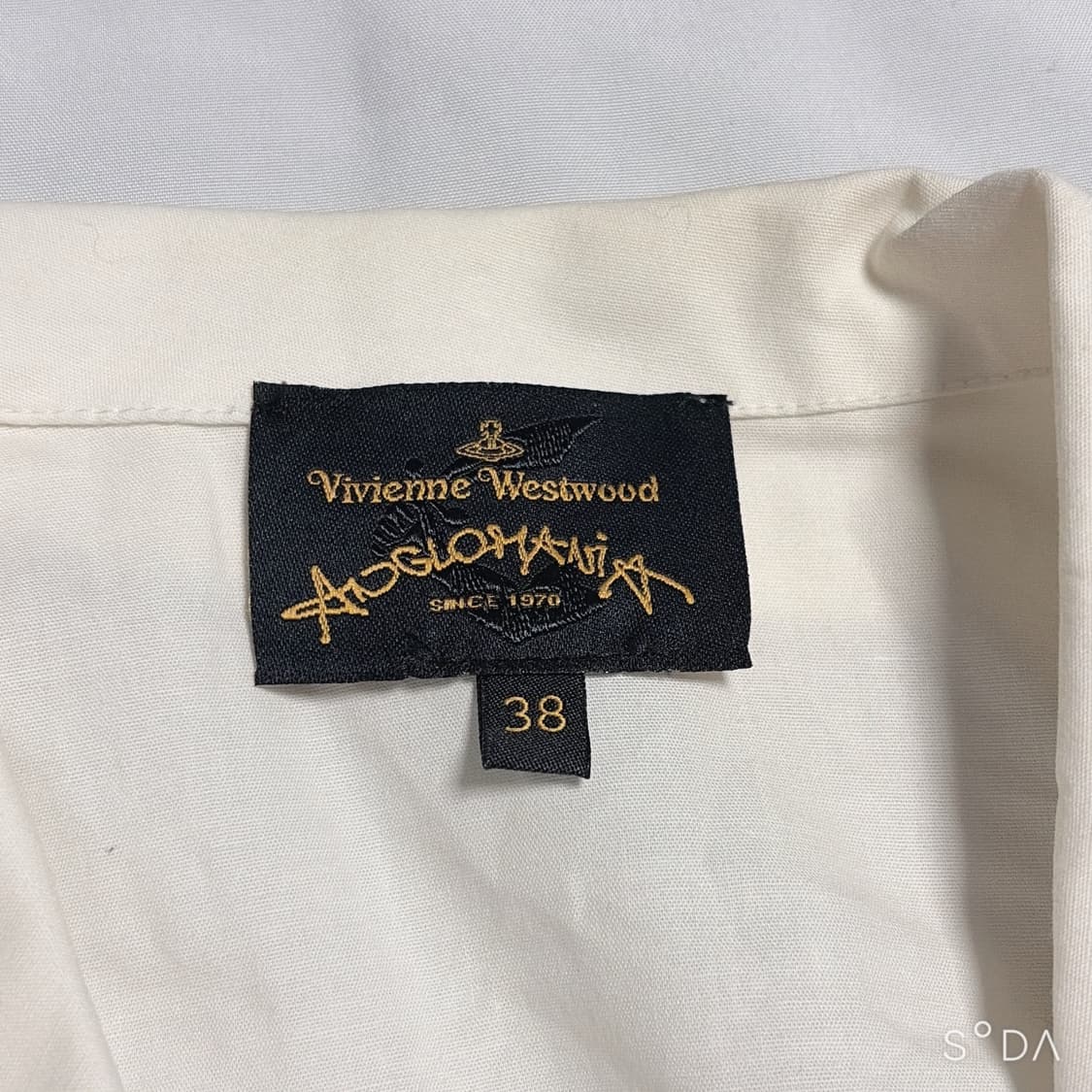 비비안웨스트우드 언발 퍼프 블라우스 38 상품이미지4