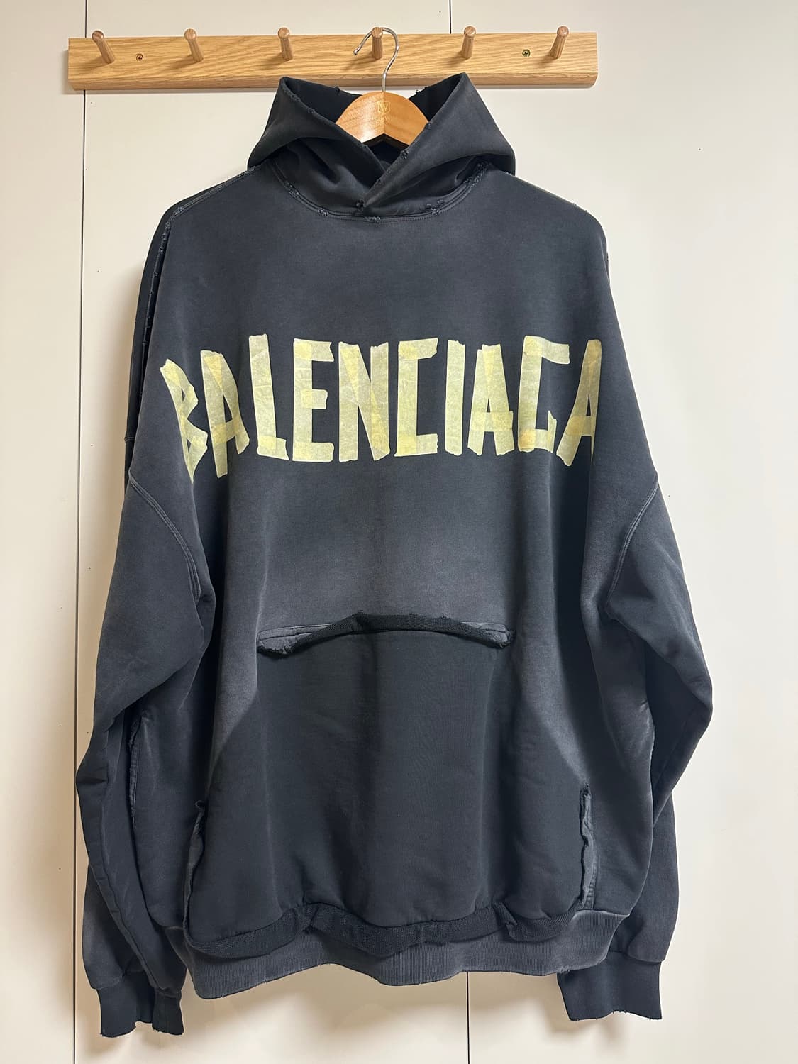 발렌시아가 테이프 후드 / 3 상품이미지1