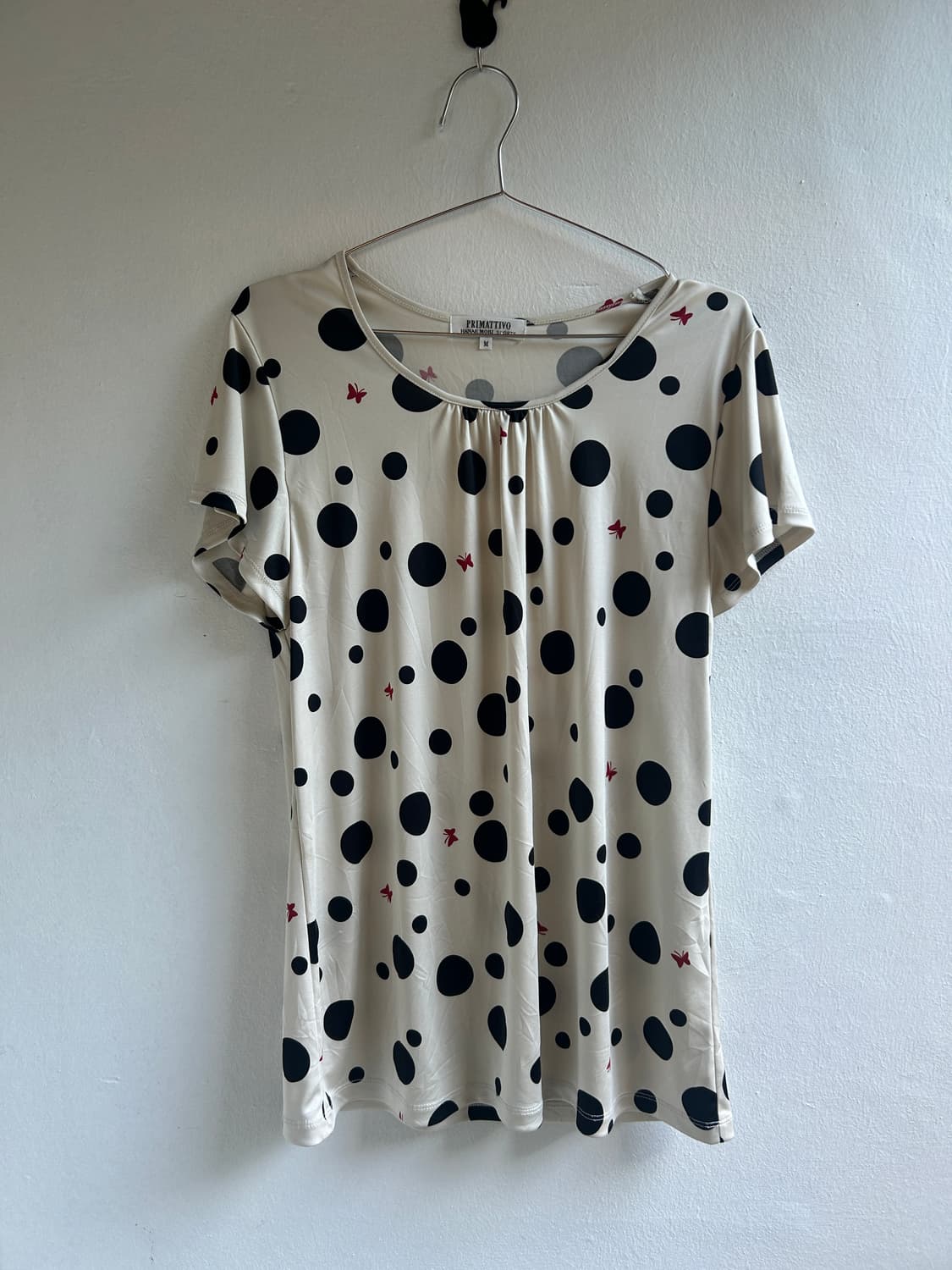 땡땡이 나비 티셔츠  상품이미지1