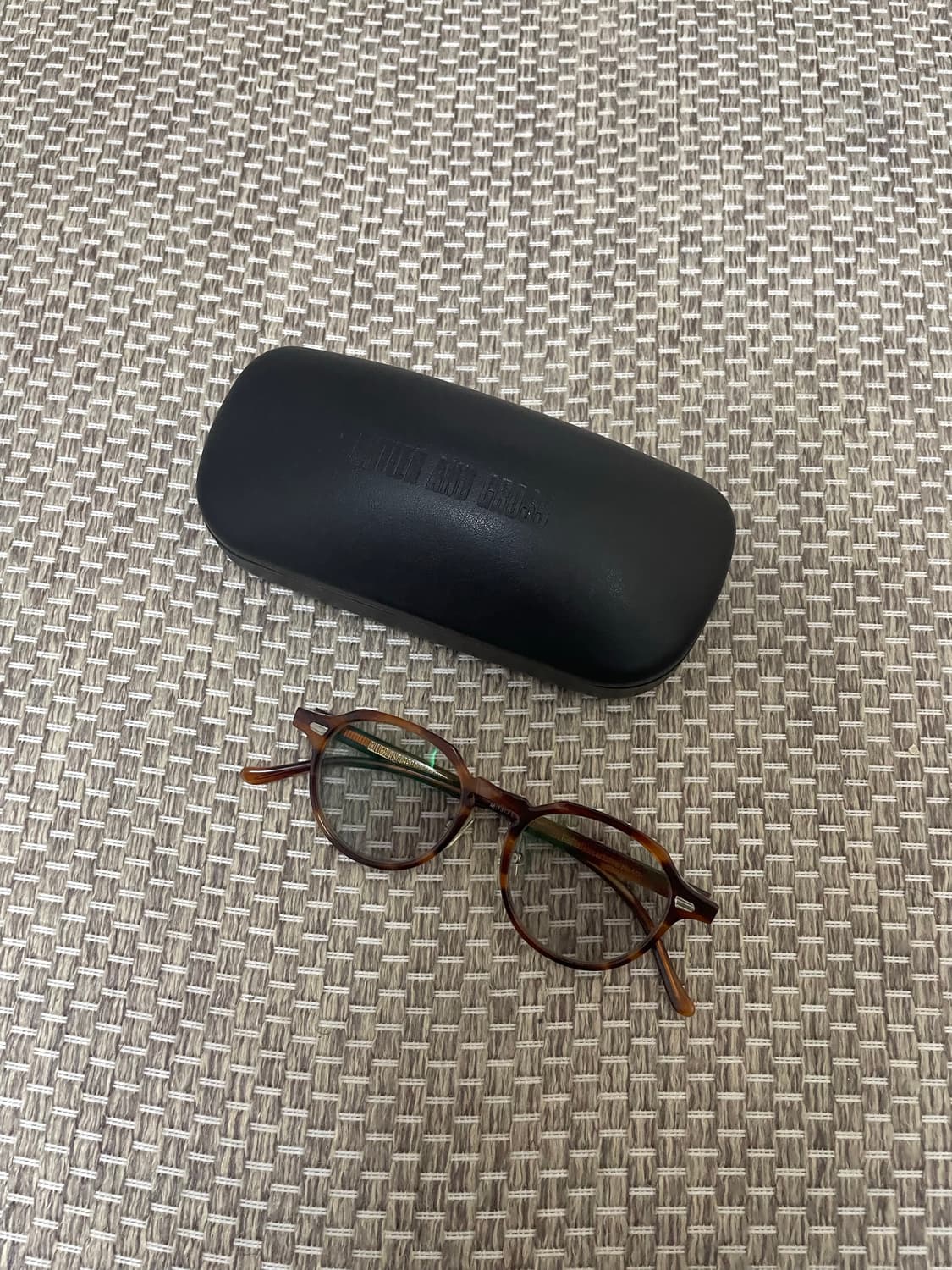 커틀러앤그로스 상품이미지1