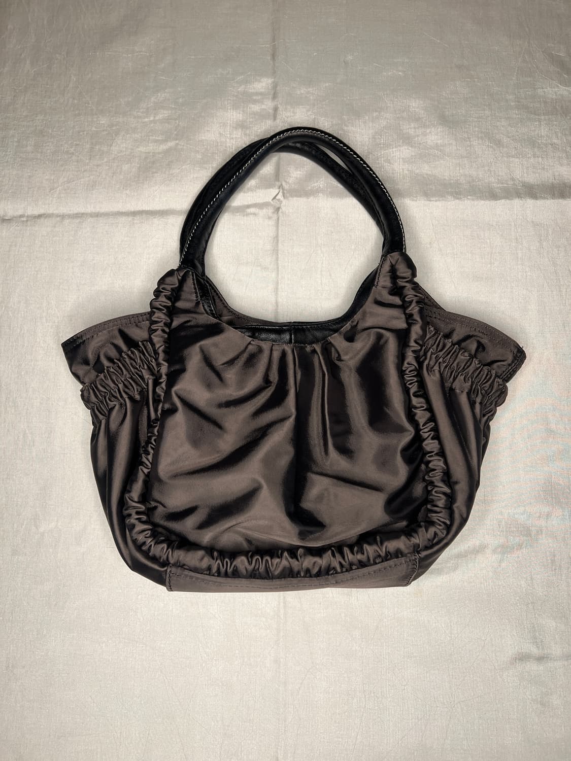 Y’saccs nylon tote bag 상품이미지1