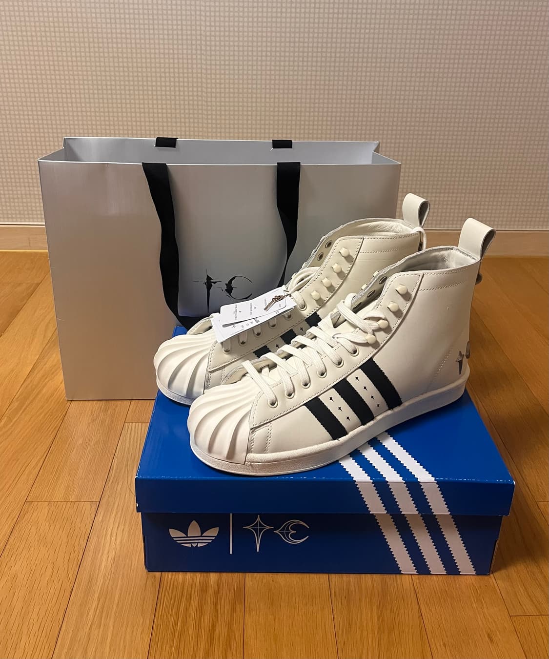 아디다스 떠그클럽 슈퍼스타 270 상품이미지1