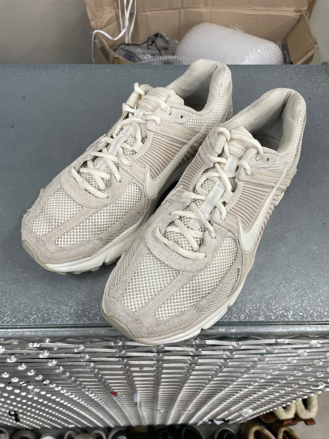 나이키 줌 보메로 5 화이트 팬텀 280 (gr-4296) 상품이미지2