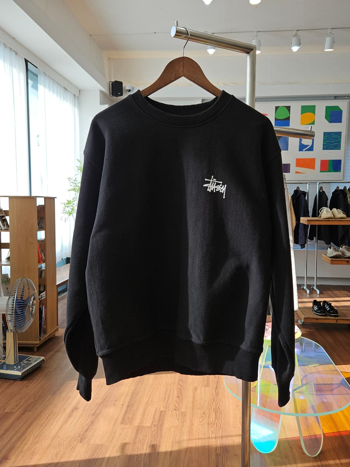 스투시 베이직 로고 맨투맨 상품이미지1