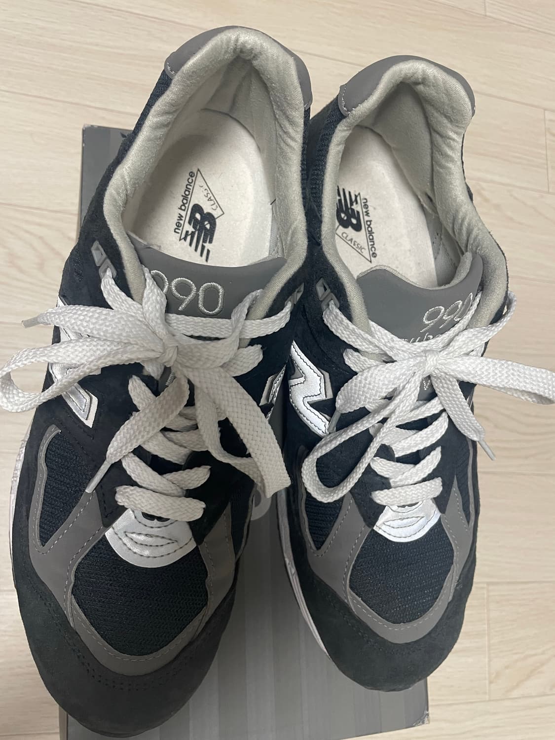 (270) 뉴발란스 990 V2 상품이미지4