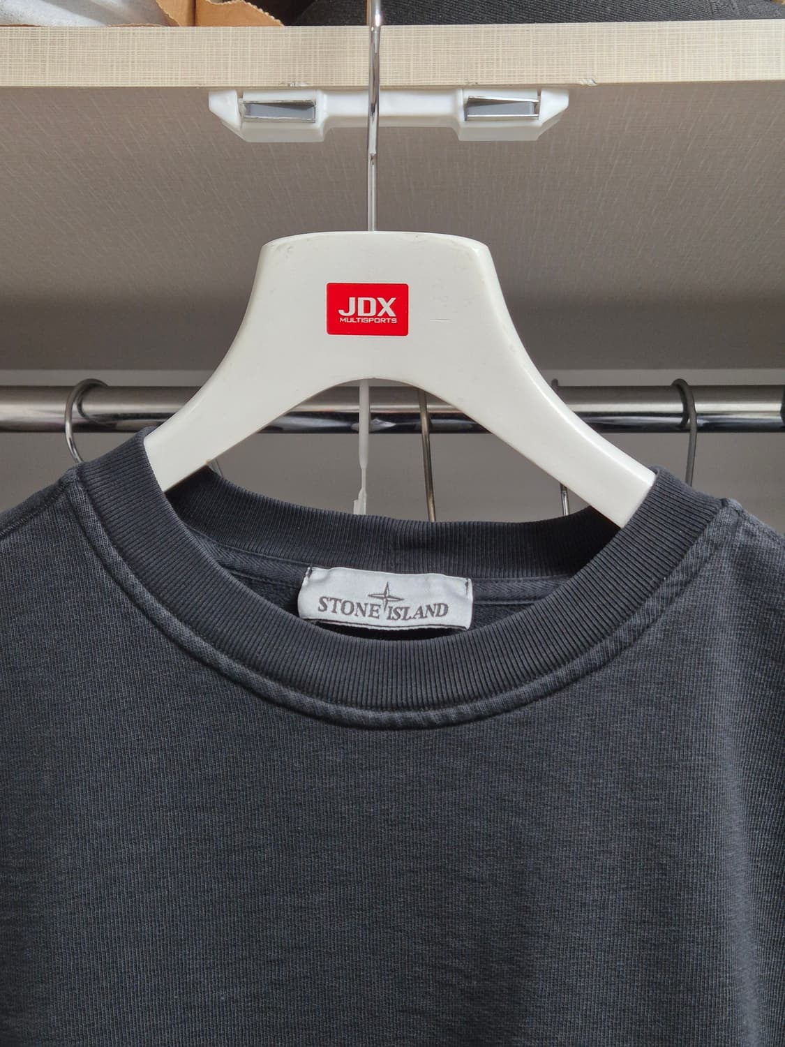 24SS스톤아일랜드 맨투맨 100-L 블랙 상품이미지2