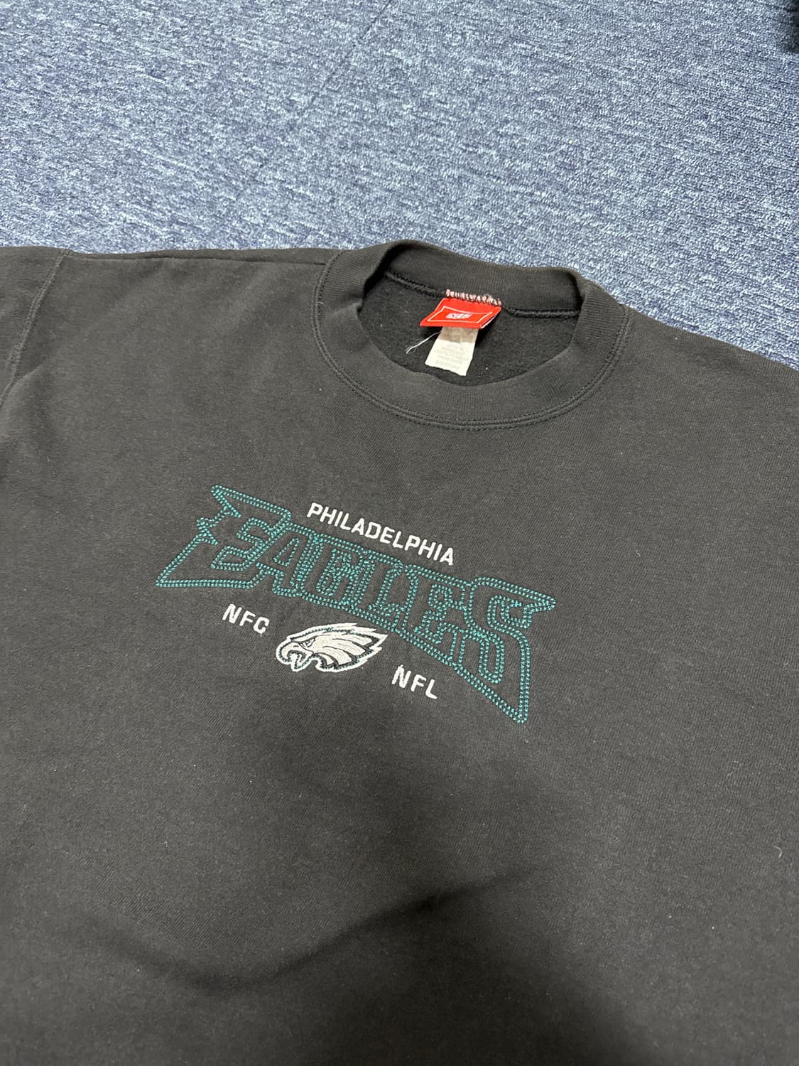★   미국 빈티지  NFL 이글스 스웻셔츠 | 상태 좋음 | 블랙 상품이미지7