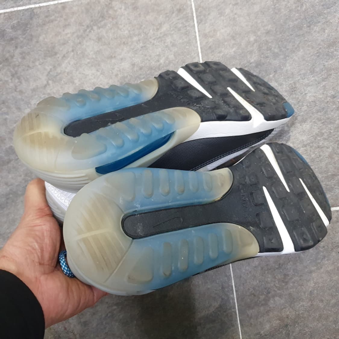 나이키 에어맥스 2090 (CV8835-100)(260) 상품이미지9