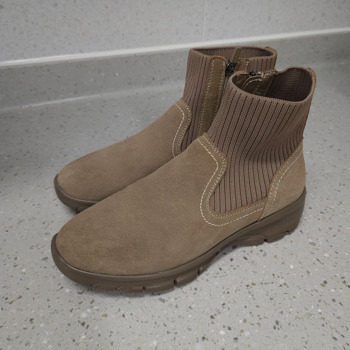 245 ) 탠디 여성 스웨이드 앵클부츠 베이지 상품이미지2