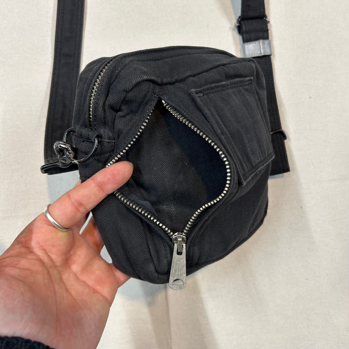 요시다 포터 페이지 HBT 해링본 크로스백 숄더백 V11 상품이미지6