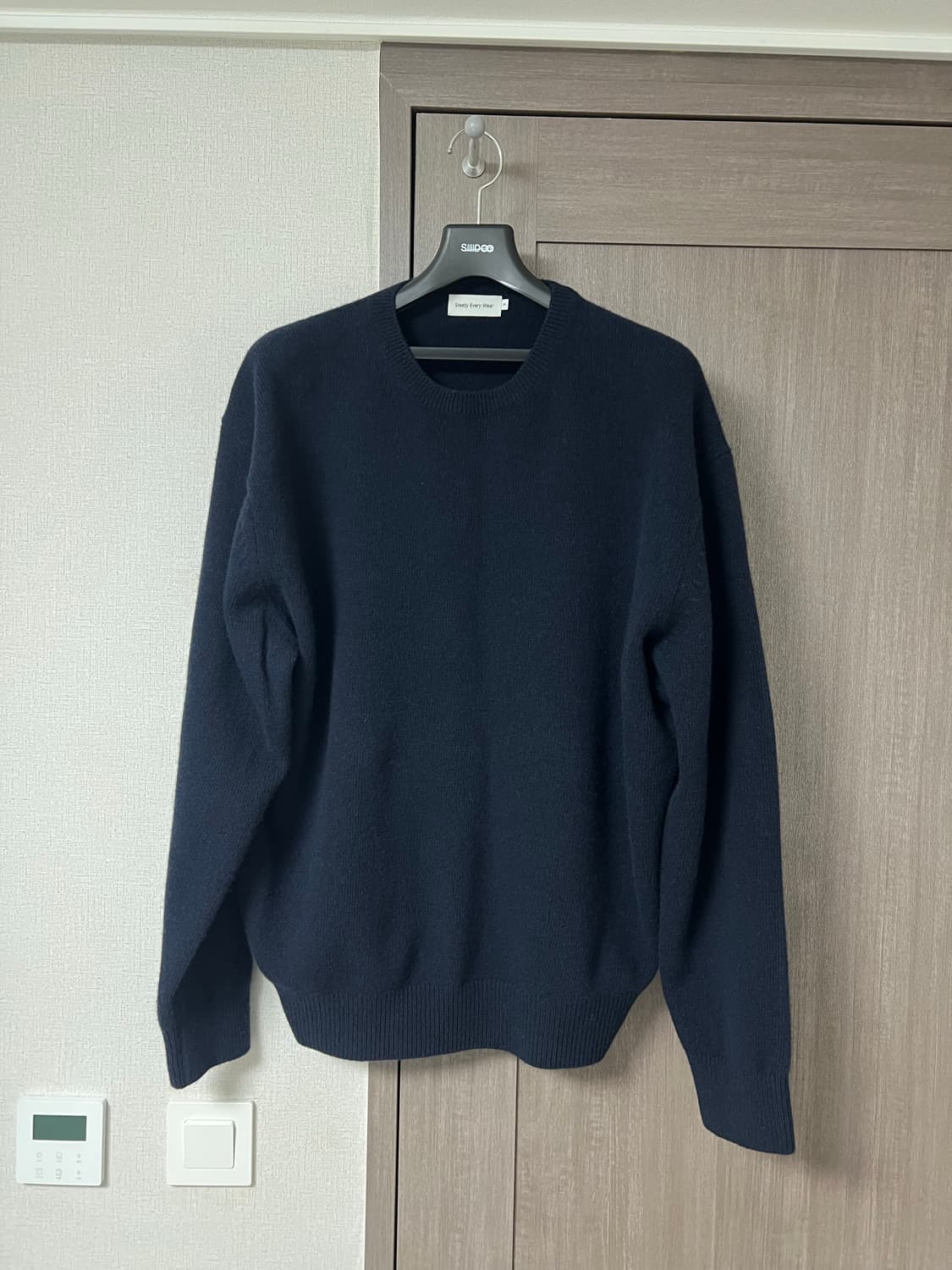 스테디에브리웨어 코지 울 캐시미어 니트 다크 네이비 3 상품이미지2