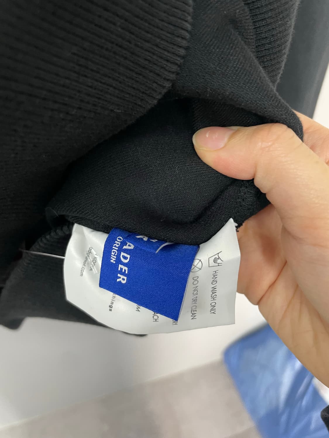 아더에러 박스로고 블랙 맨투맨 H2570 상품이미지6