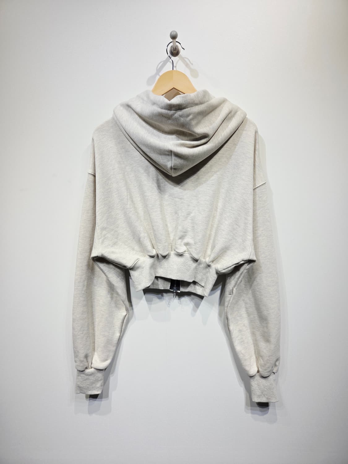 WOOALONG 우알롱 시그니처 크롭 후드 집업 오트밀 상품이미지6