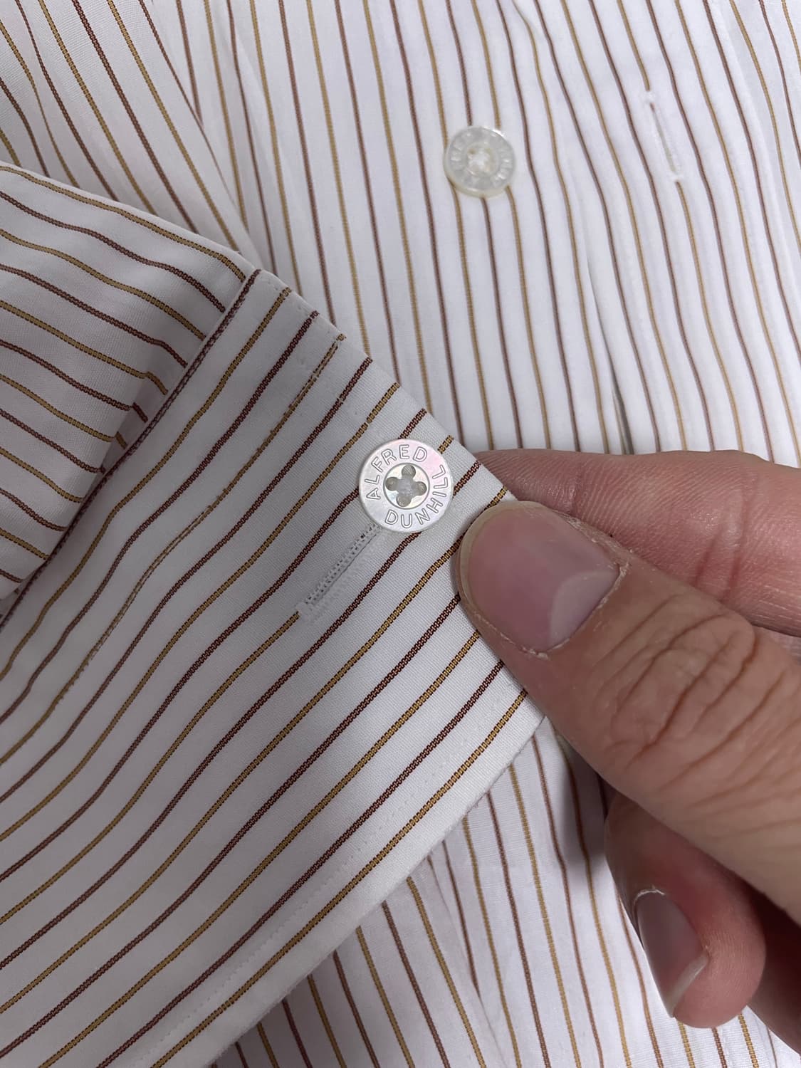 던힐 스트라이프 셔츠 사이즈 105~110 상품이미지5