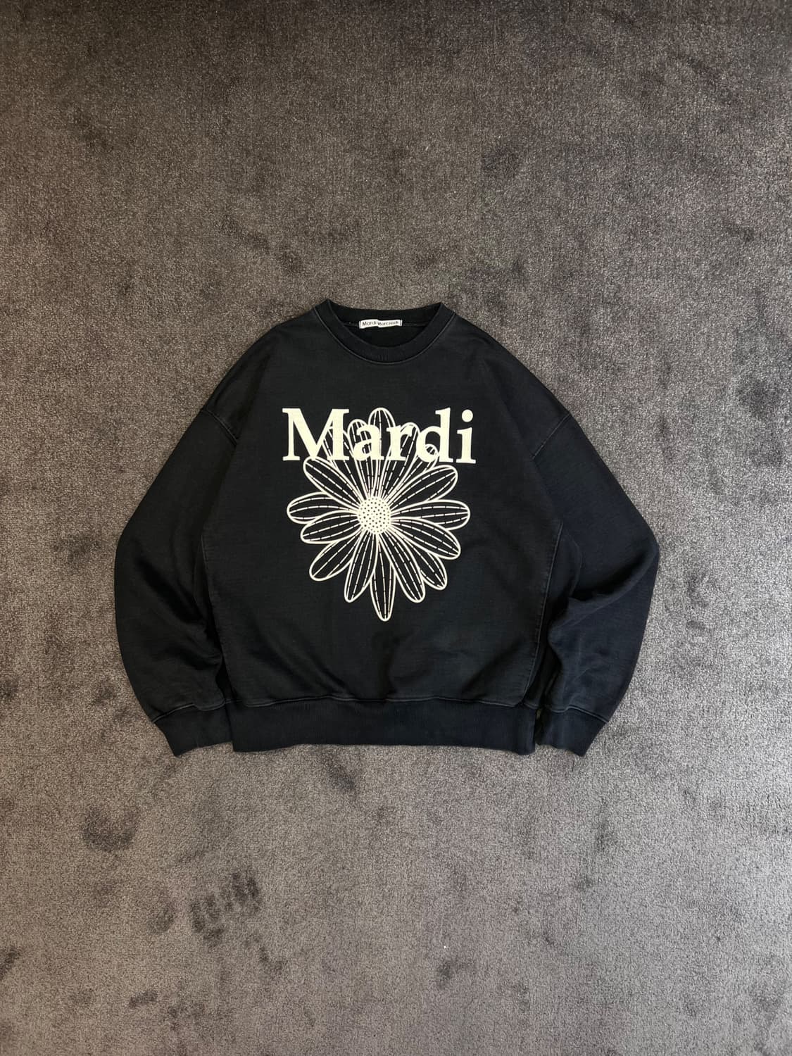 마르디 메크르디 플라워 맨투맨 상품이미지1