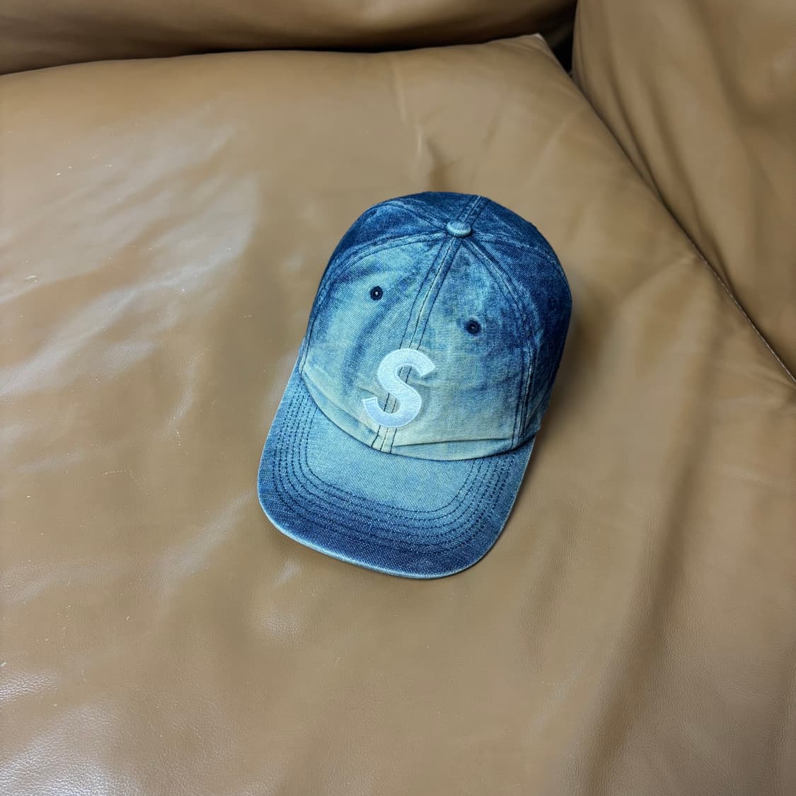 슈프림 S로고 볼캡 모자 더티 데님 상품이미지1