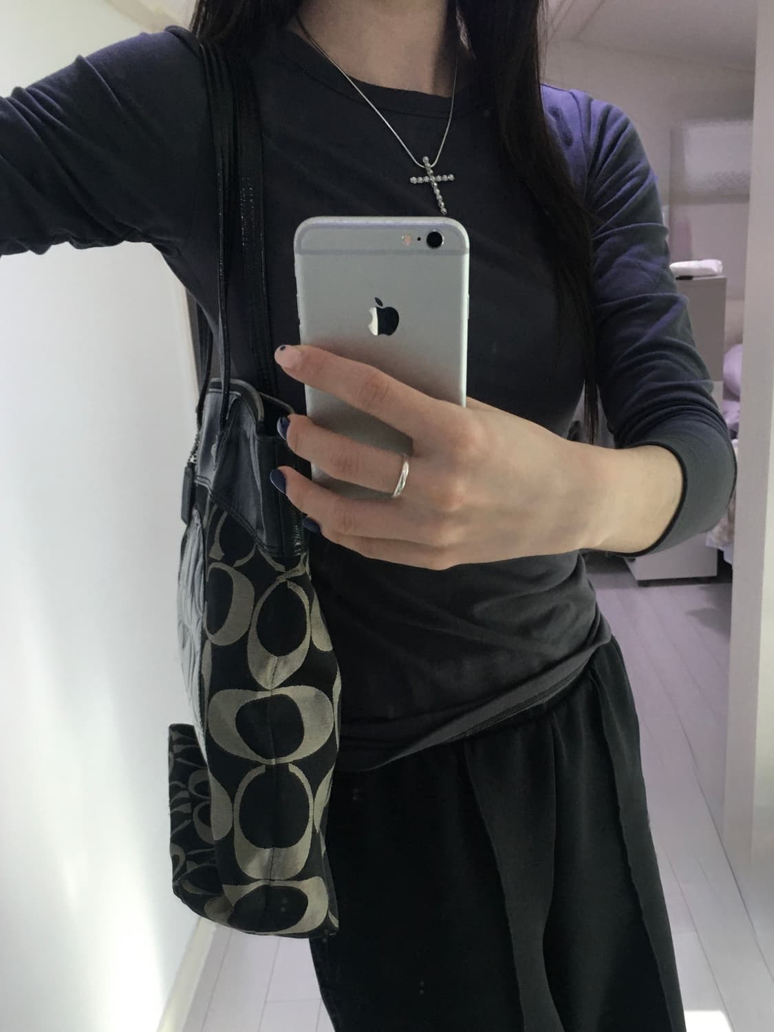 코치 시그니처 토트백(정품100%) 상품이미지3