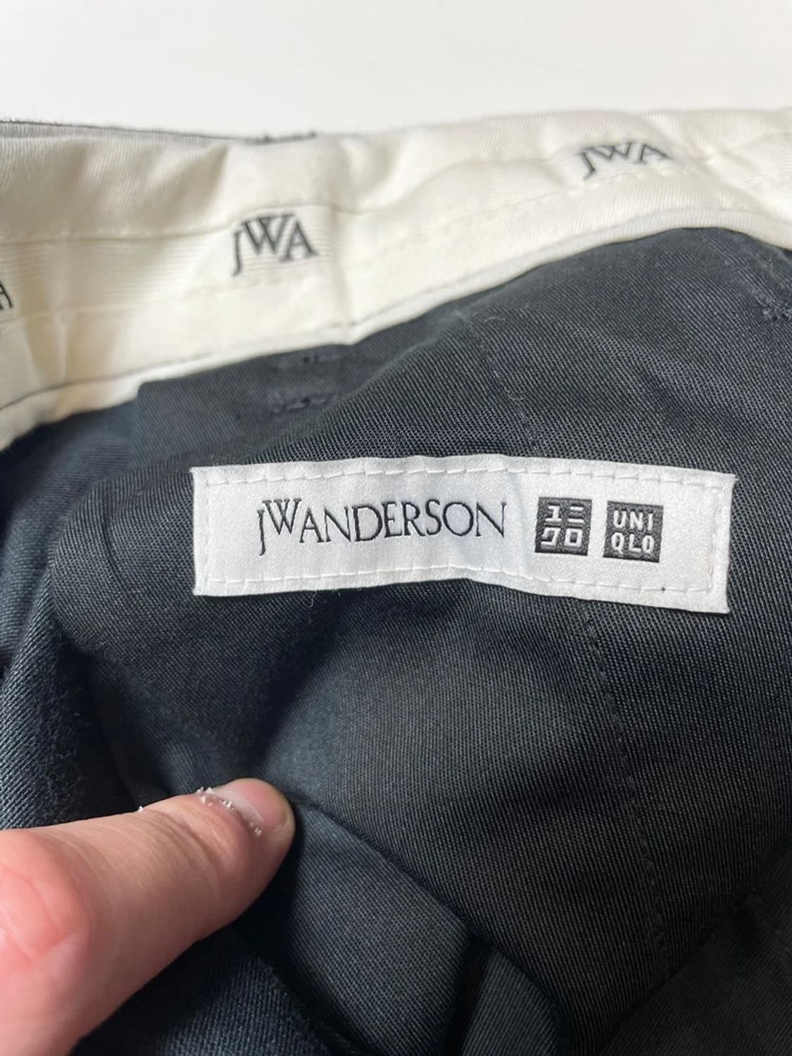 JW앤더슨 x 유니클로 핀턱 스트레이트 치노 팬츠 PN9281 상품이미지7