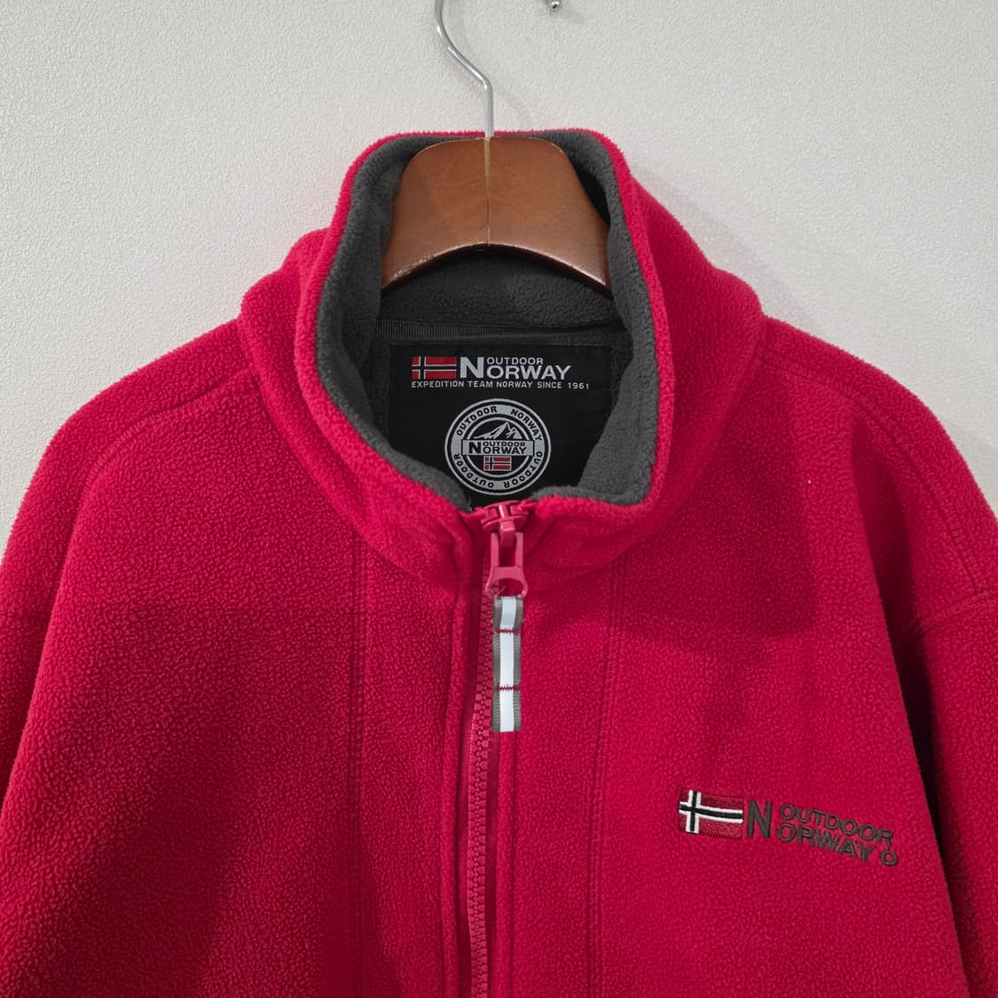 아웃도어 노르웨이 남성 플리스 자켓 레드 상품이미지3