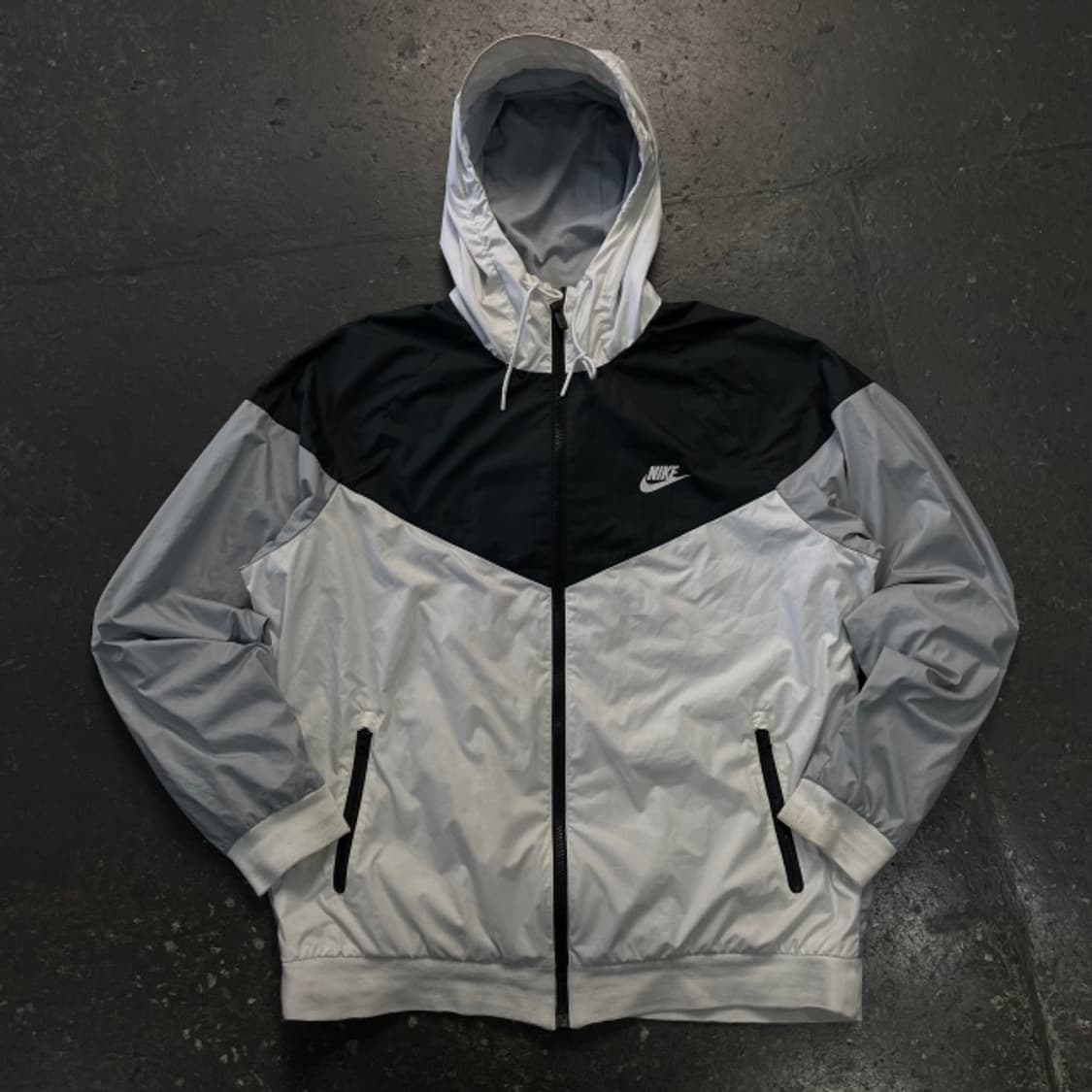 105 나이키 윈드러너 바람막이 상품이미지1