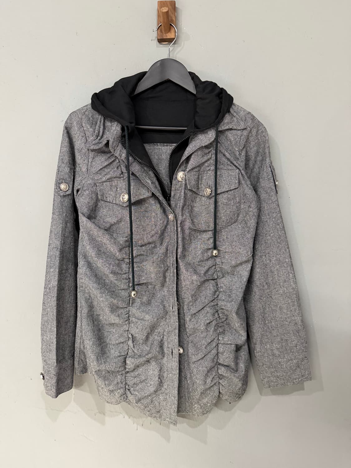 cross printing hood layered shirt 상품이미지6