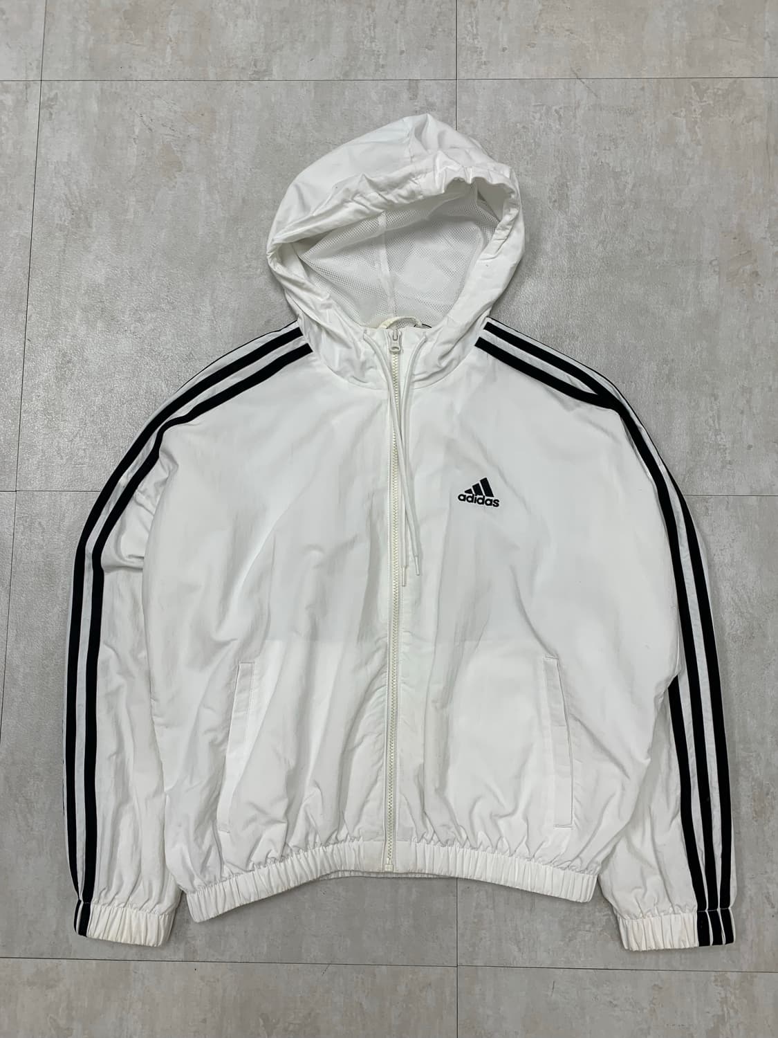 아디다스 화이트 삼선 크롭 바람막이 상품이미지2