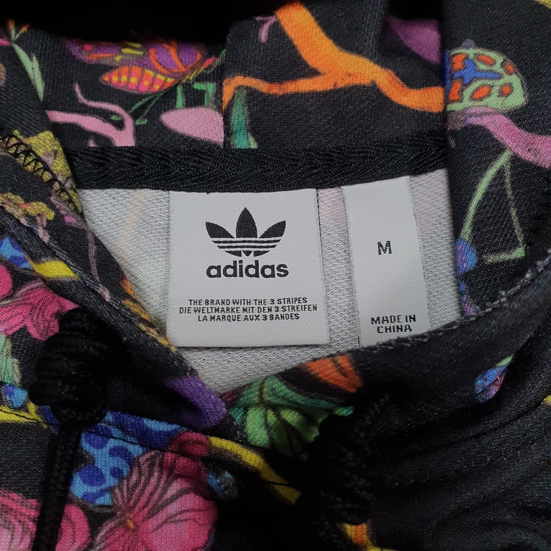 ✨ (바배) 아디다스 플로랄 기하학패턴 크롭 후드티  상품이미지3