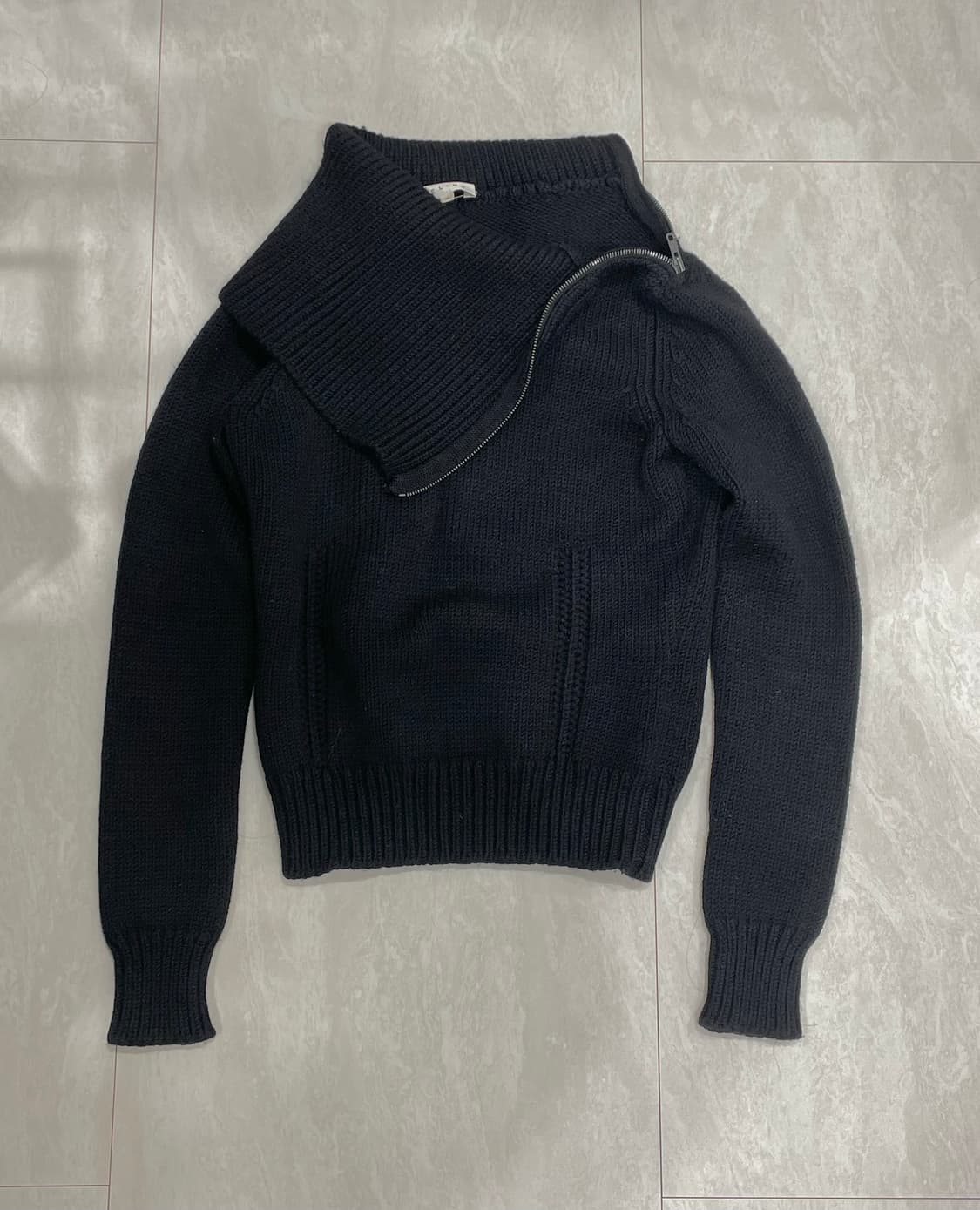 셀린 릭오웬스맛 사선 드레이프 반집업 상품이미지1