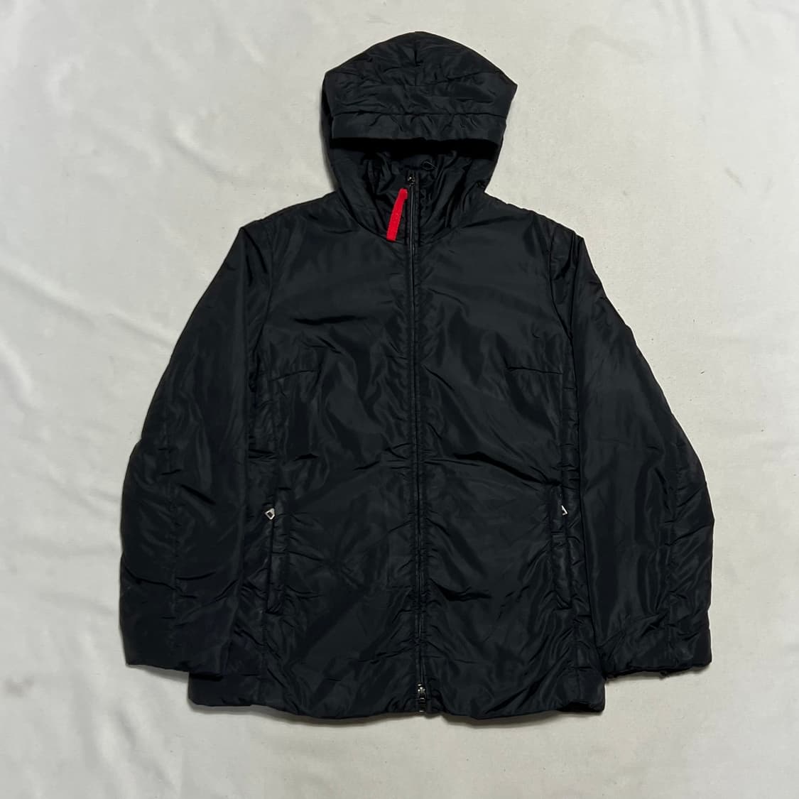 M 프라다 블랙 나일론 후드 패디드 자켓 상품이미지2