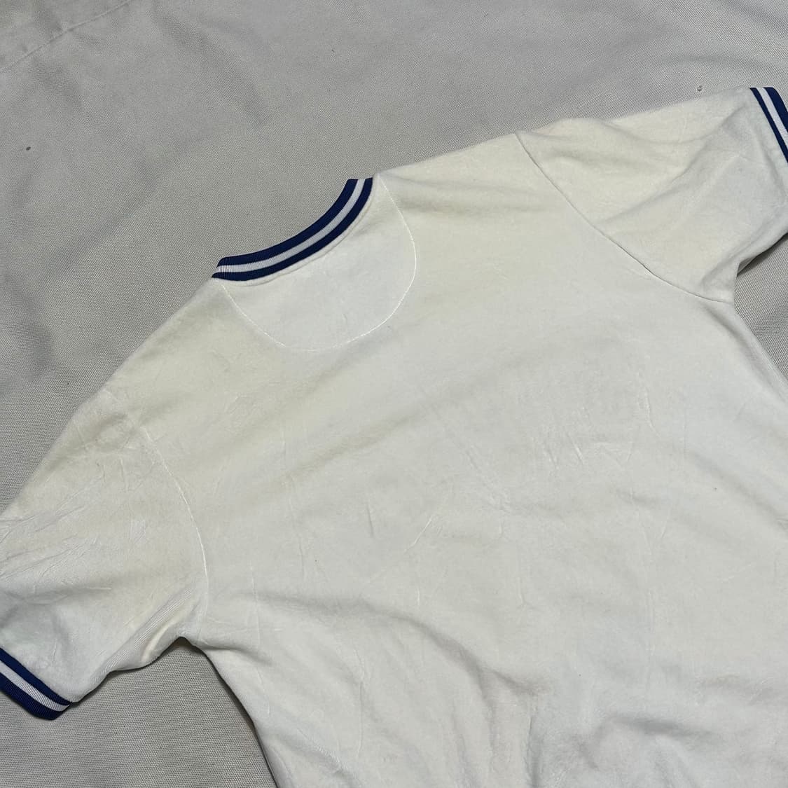 M 슈프림 블루 빅로고 브이넥 반팔 티셔츠 상품이미지10