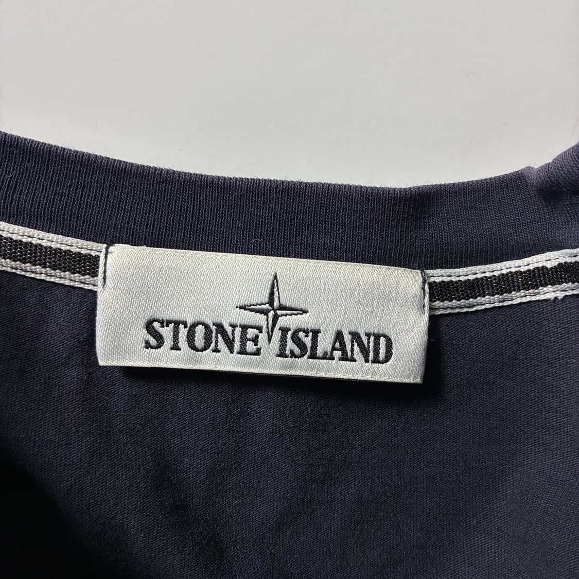 Stone island  스톤아일랜드 컴파스 로고 프린팅 네이비 반팔티  상품이미지5