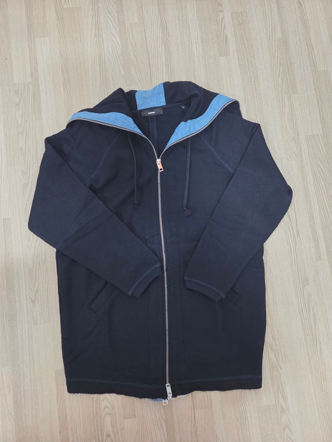 Diesel 블랙 색상 후드 집업(불가리아) 상품이미지2