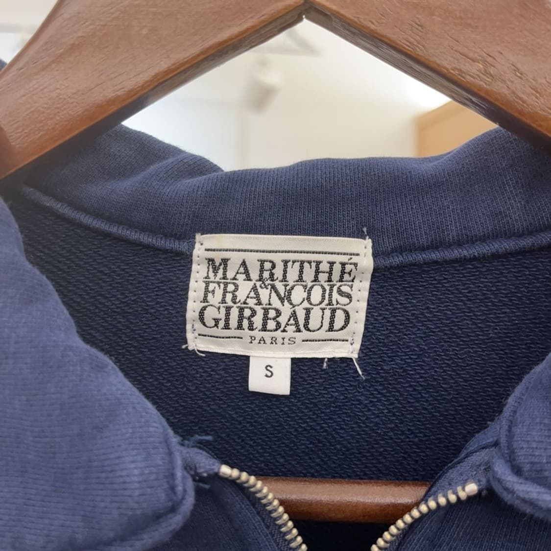 마리테프랑소와저버 여리 크롭 반집업 맨투맨 S C08047 상품이미지5