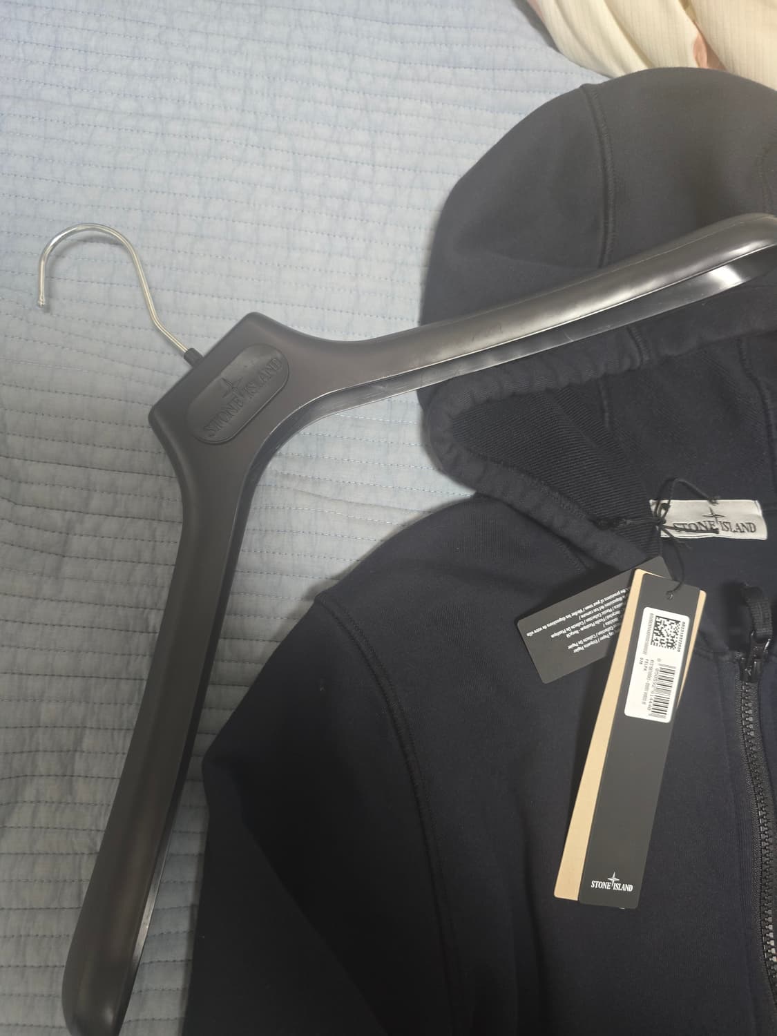 25SS 스톤아일랜드 다크네이비 후드집업 M 상품이미지4