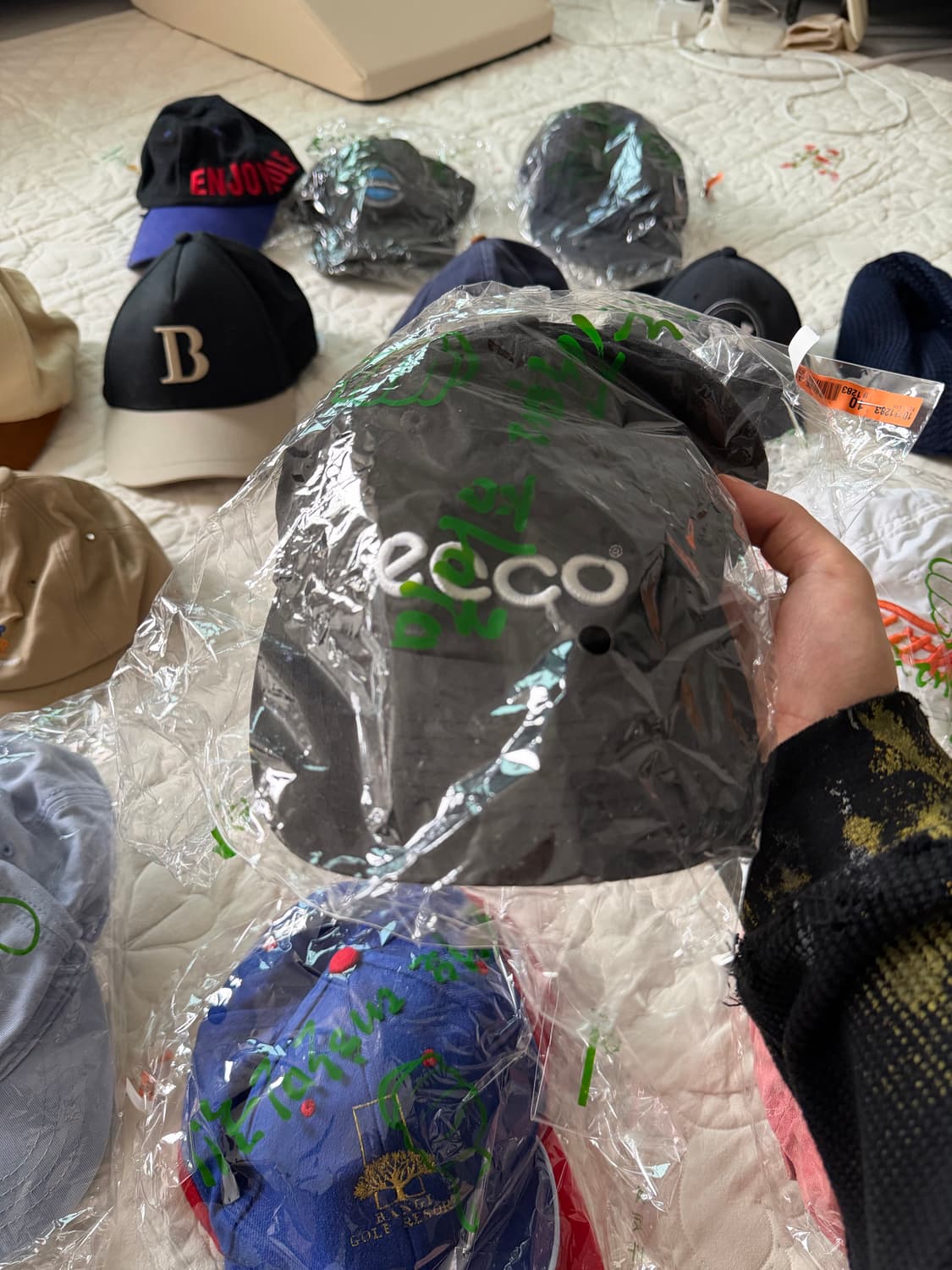 10번) 해외바잉 or 국내매장구매 모자들 볼캡, 헌팅캡, 이어플랩캡 등 상품이미지1