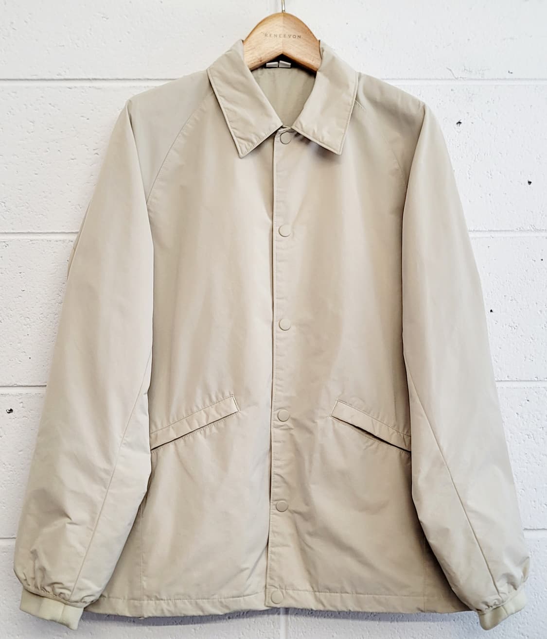 유니클로(일본판, 여성용) U라인 왁싱코팅 코치차켓 판매 상품이미지1