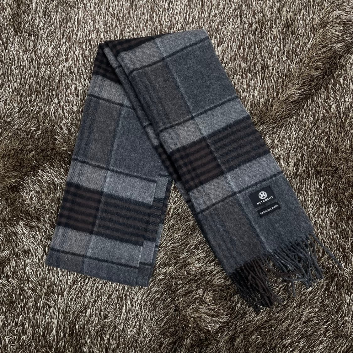 메트로시티 METROCITY 다크그레이 체크 캐시미어 혼방 머플러 목도리 상품이미지1