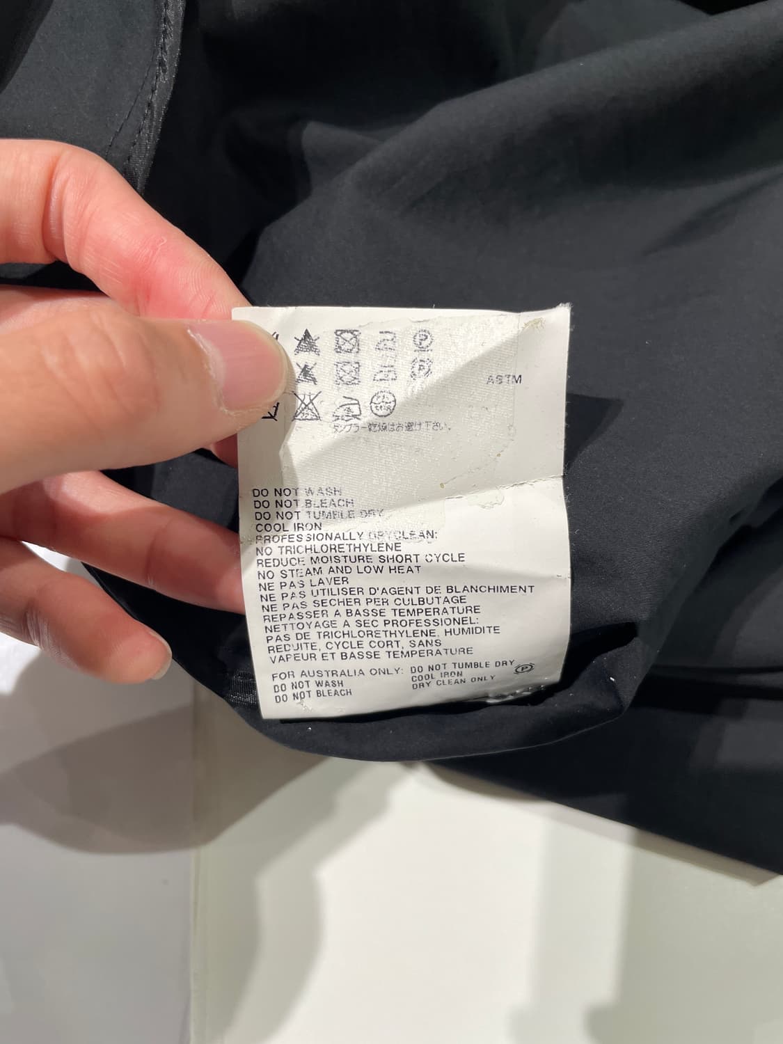 질샌더 블랙 클래시크 오버 코튼 카라 슬리브리스 상품이미지9