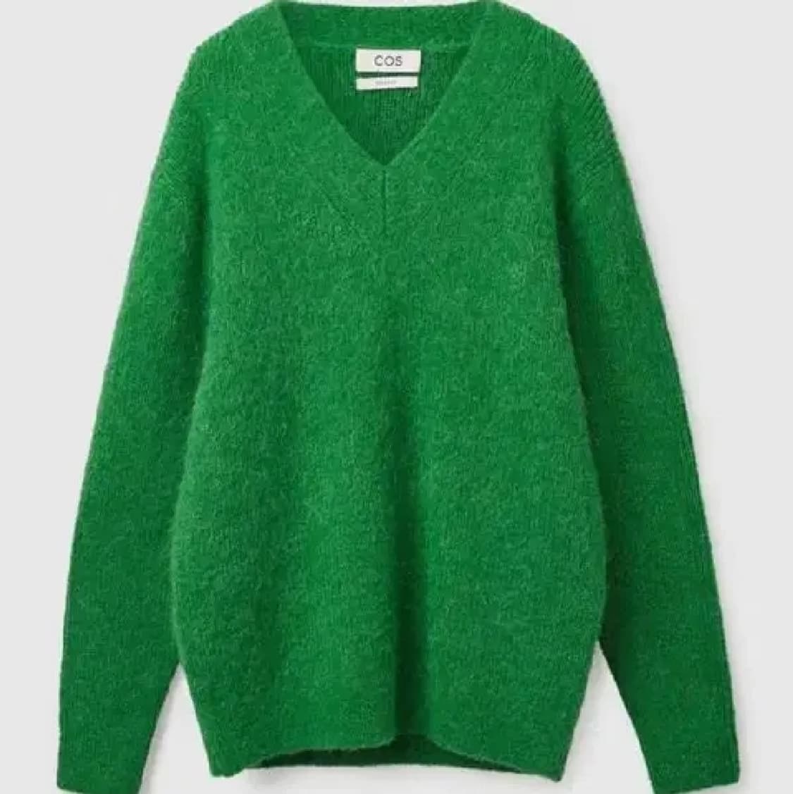 코스 COS 릴렉스 울 알파카 브이넥 니트 M 사이즈 상품이미지1