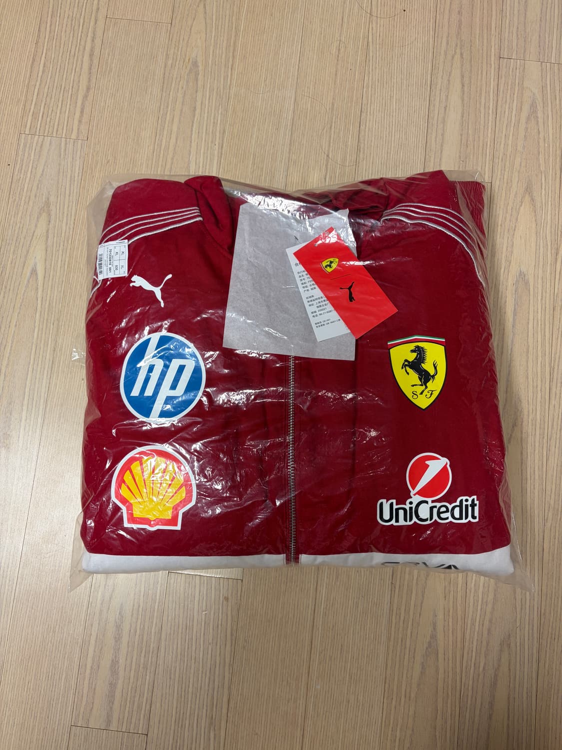 스쿠데리아 페라리 x 푸마 2025 팀 자켓 다크 체리 상품이미지2