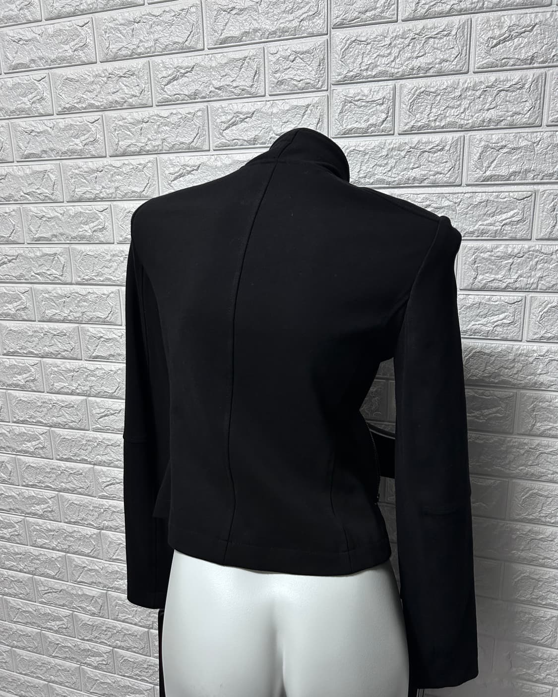 Banana Republic 비대칭 미니멀 자켓 상품이미지4