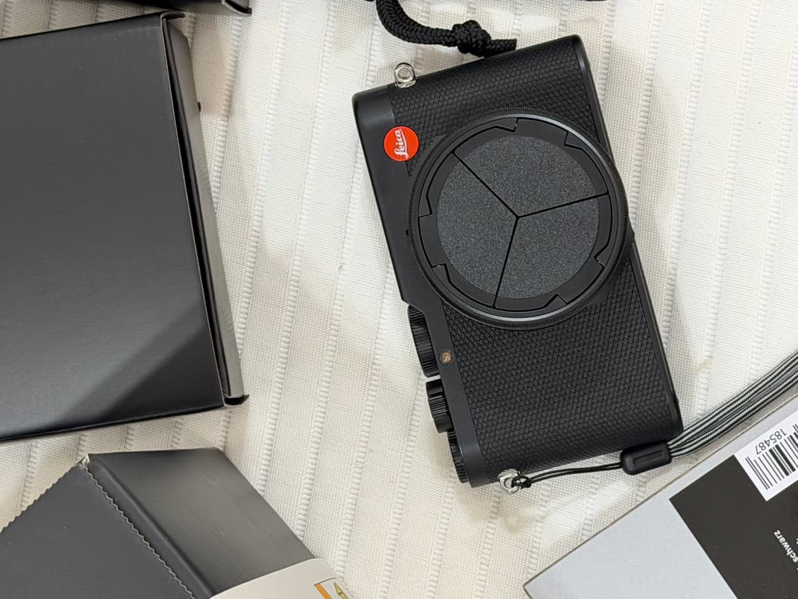 라이카 D-Lux 8 디럭스8 풀박스(25.10구매/300컷 이하 사용) 상품이미지7