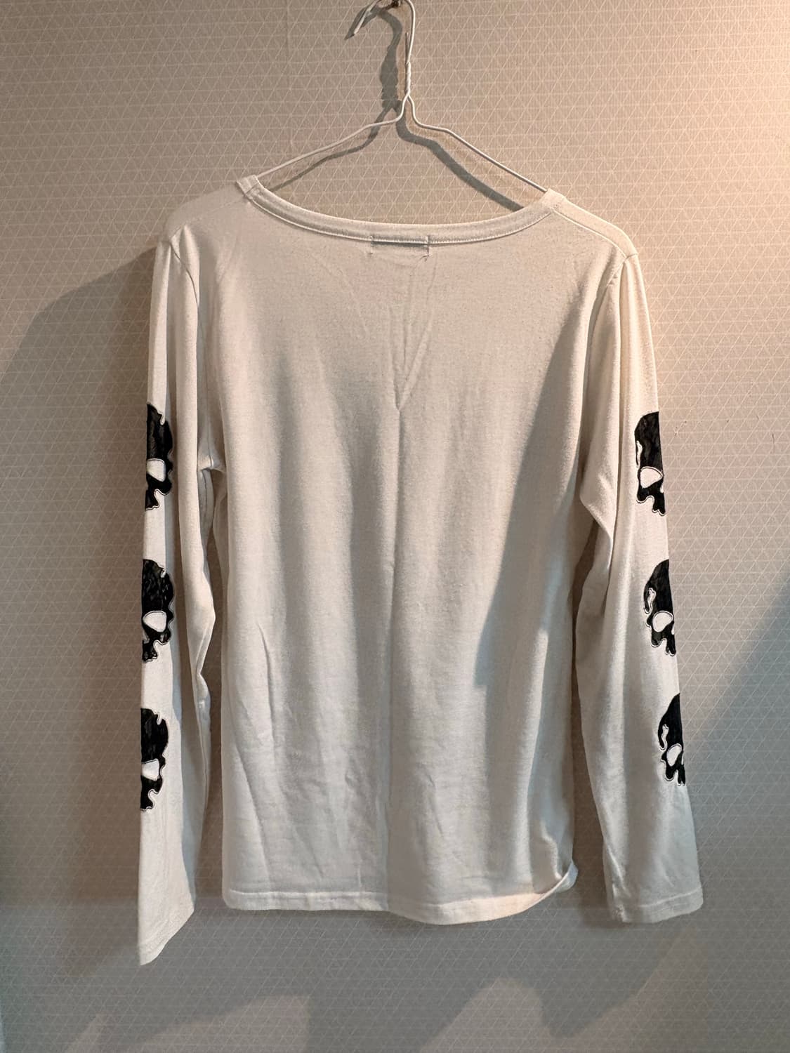 해골 자수 롱슬리브 상품이미지2