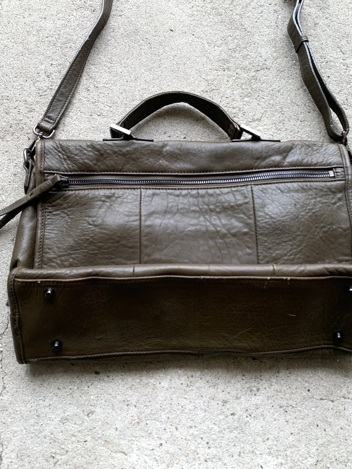 Stud detail messenger should bag  상품이미지5