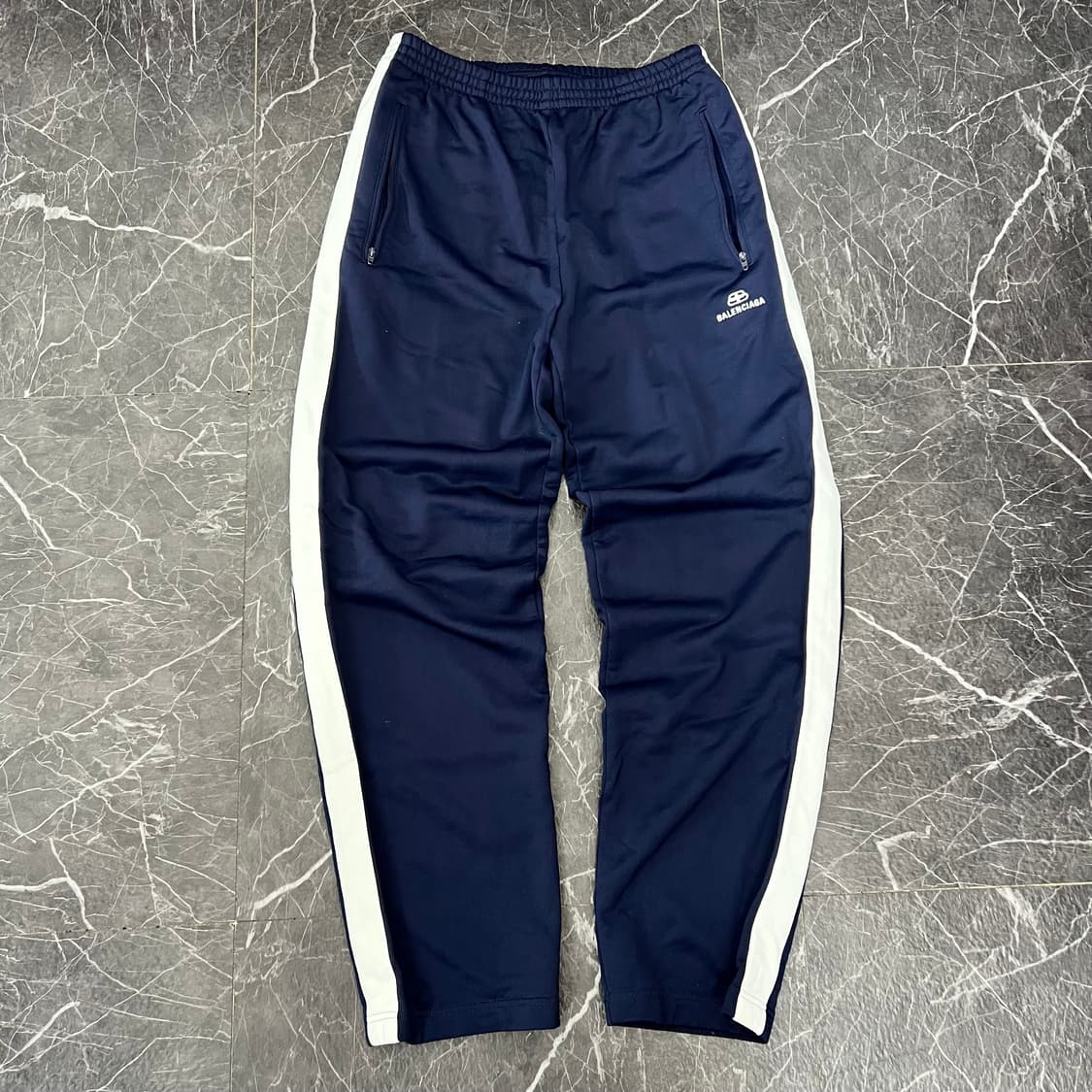 발렌시아가 B로고 스포티 트랙팬츠 상품이미지4