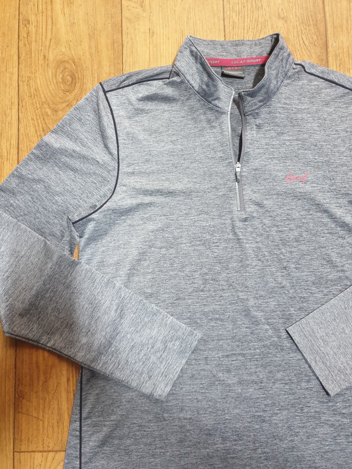 1010 르까프 아웃도어 반집업 90 사이즈입니다 상품이미지4