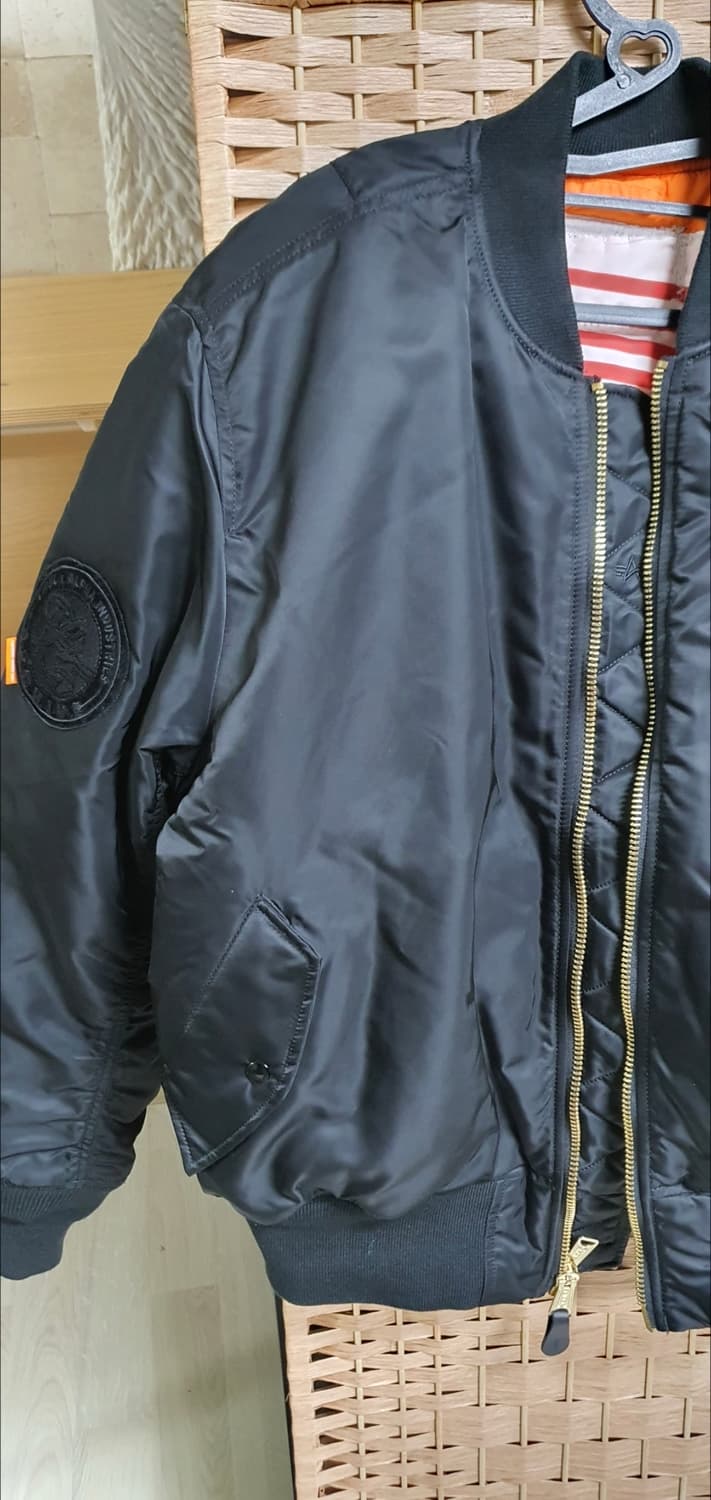 알파인더스트리X라이풀 항공점퍼/자켓 XL 정품S급 상품이미지2